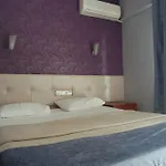 Hotel Glory 3*