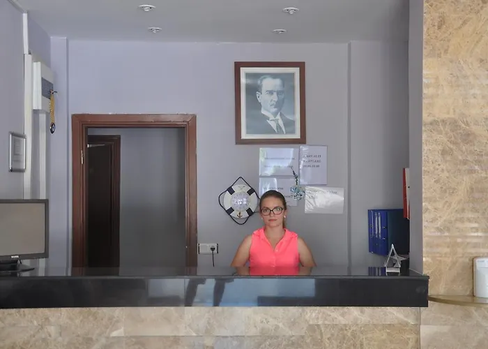 Glory Hotel 3*