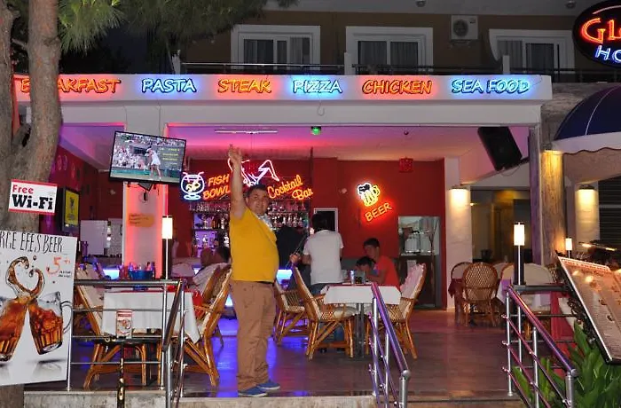 ホテル Glory マルマリス