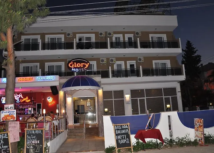 ホテル Glory