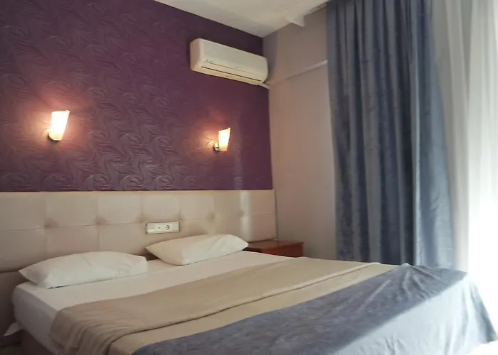 Glory Hotel