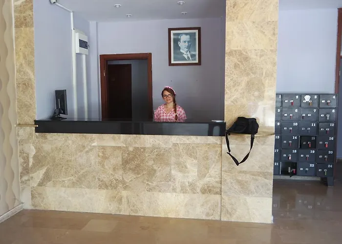 Glory Hotel